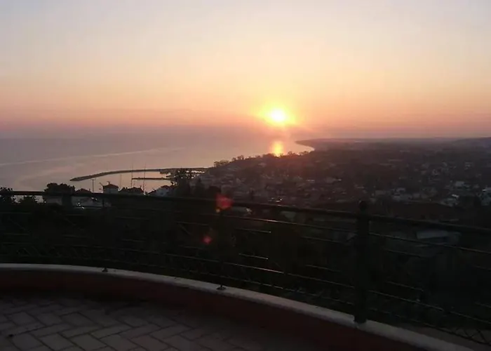 Villa Nestor